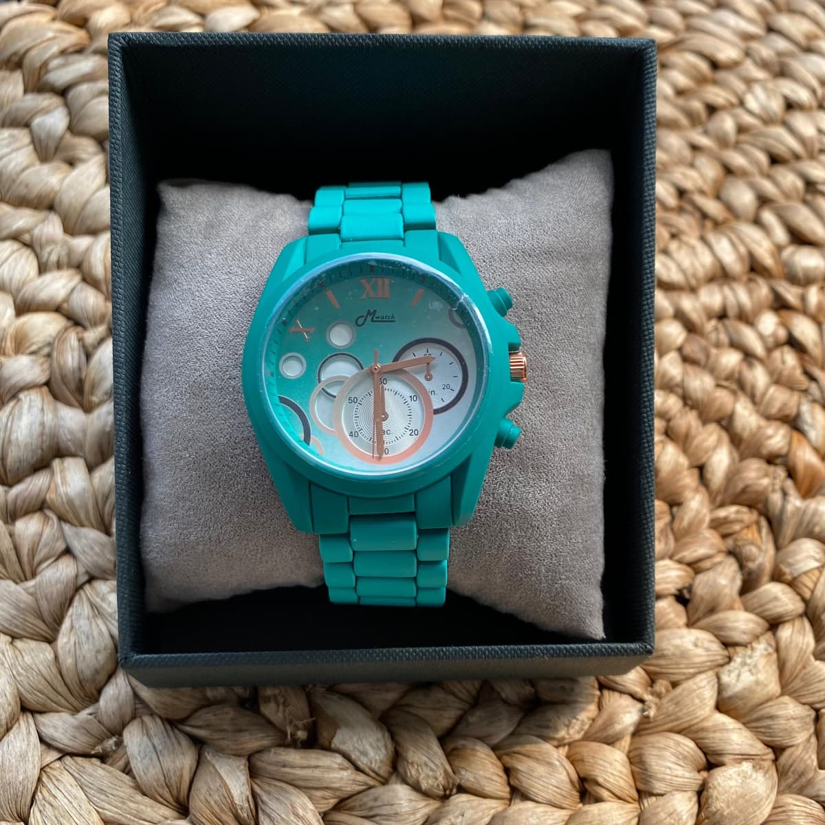M WATCH MW22