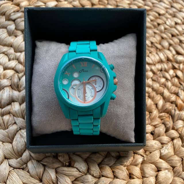 M WATCH MW22