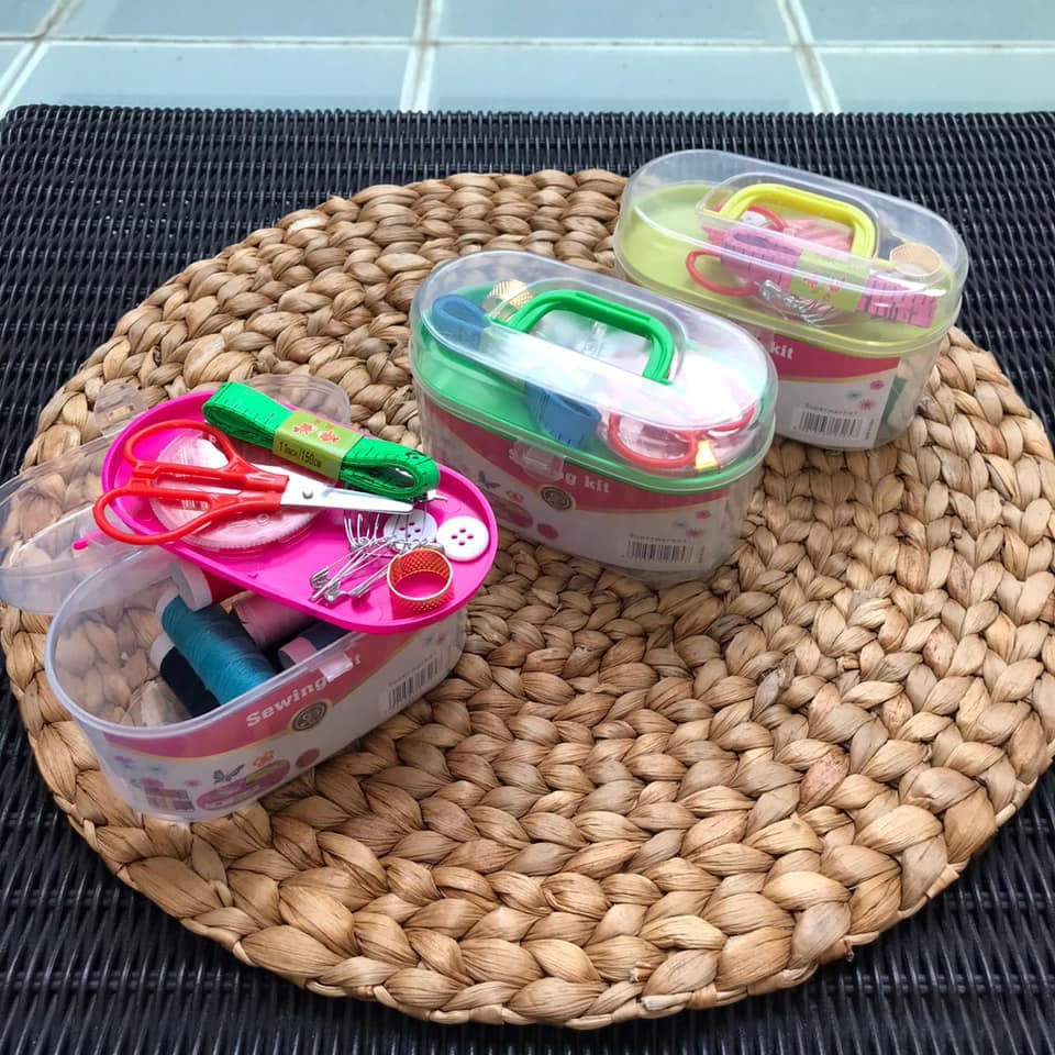 KITCHEN Sewit Kit (alat jahit)