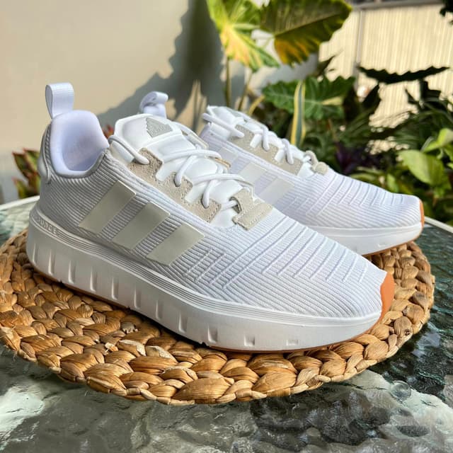 ADIDAS Swift Run 23 IG4703