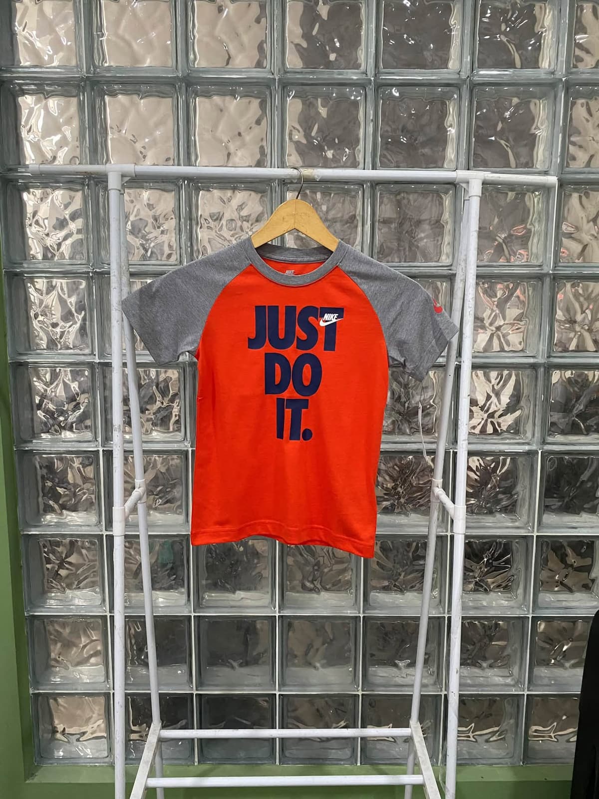 NIKE 86E7