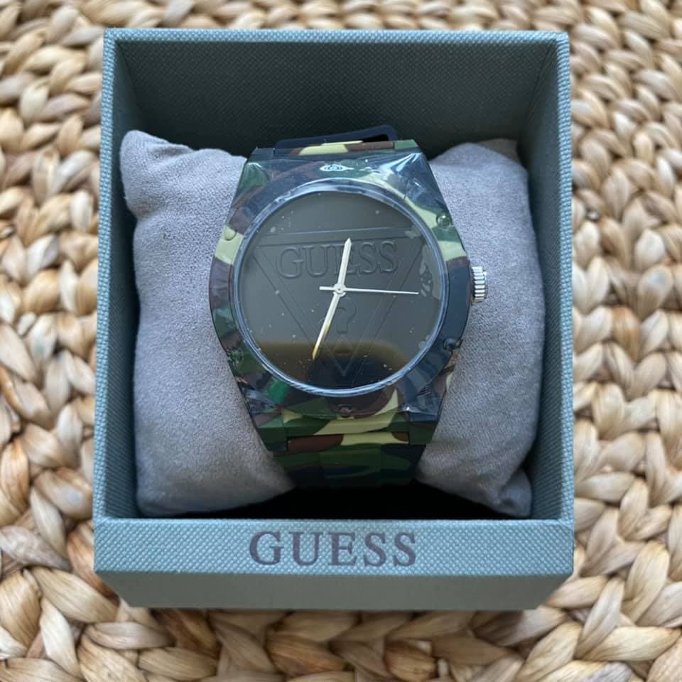 GUESS GWW0979L16
