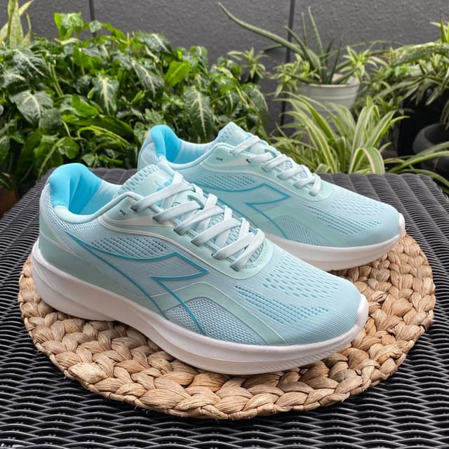 DIADORA Pegore