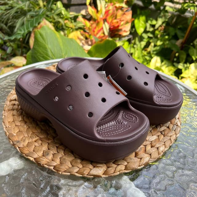 CROCS 209346