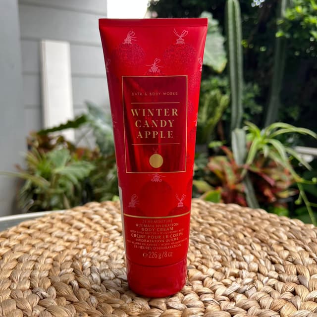 BATH & BODY WORKS Winter Candy Apple