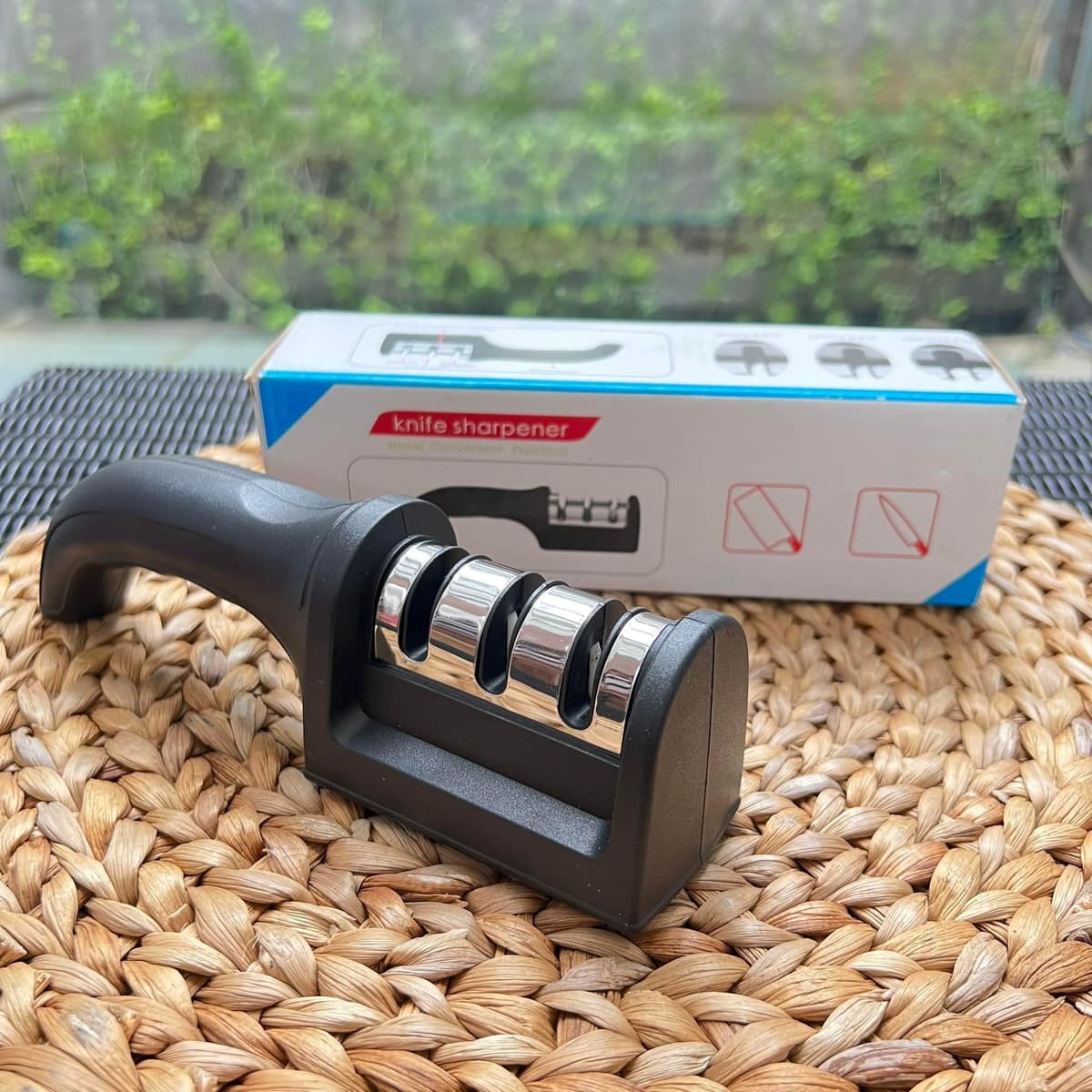 KITCHEN Knife Sharpener