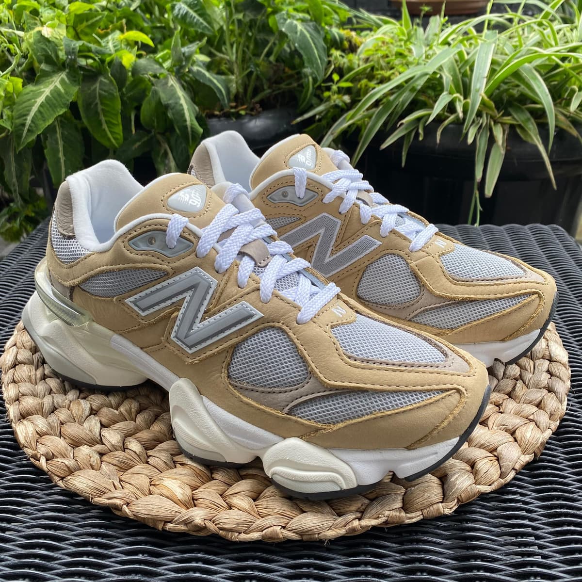 NEW BALANCE U9060FJL