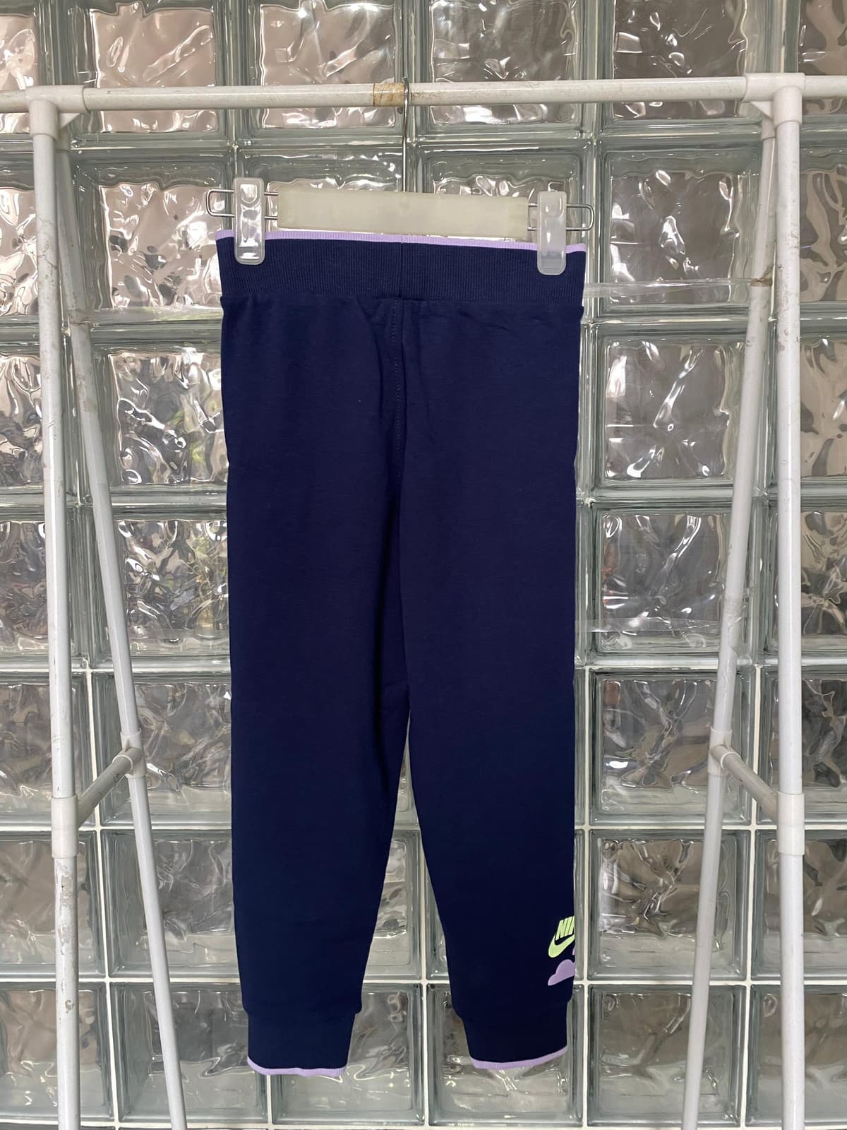 NIKE 8U90