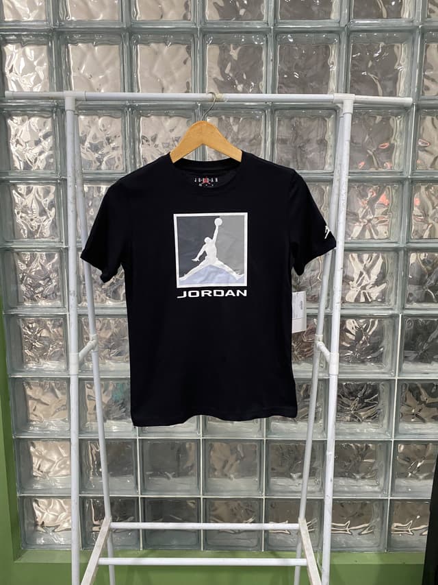 NIKE 7023