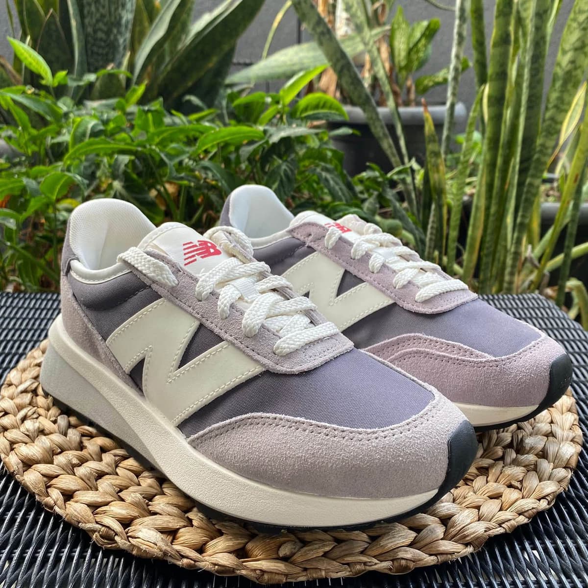 NEW BALANCE U370644
