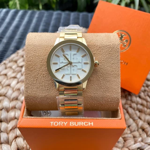 TORY BURCH 2010