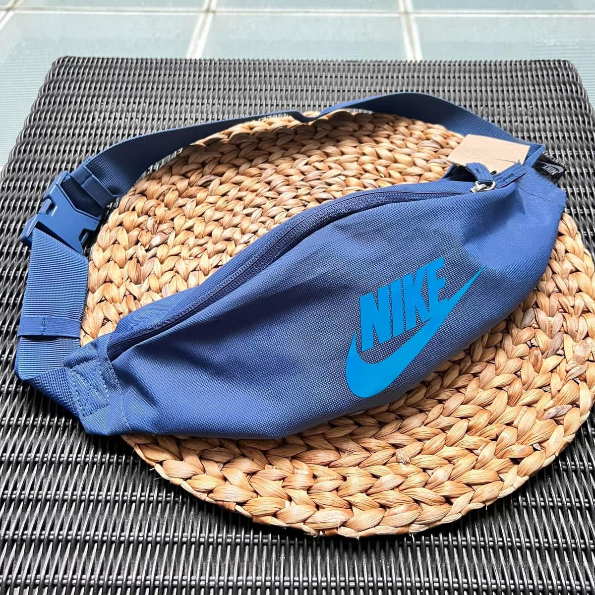 NIKE DB0490