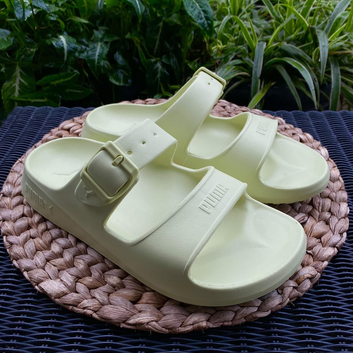 PUMA 5735