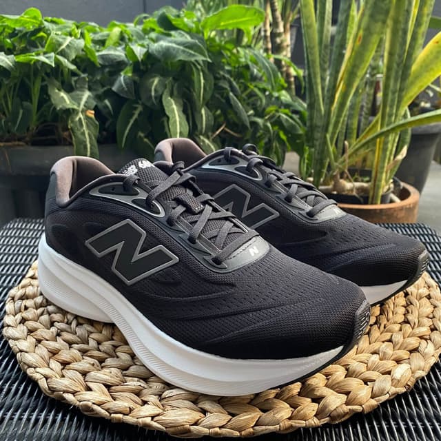 NEW BALANCE M6805NK