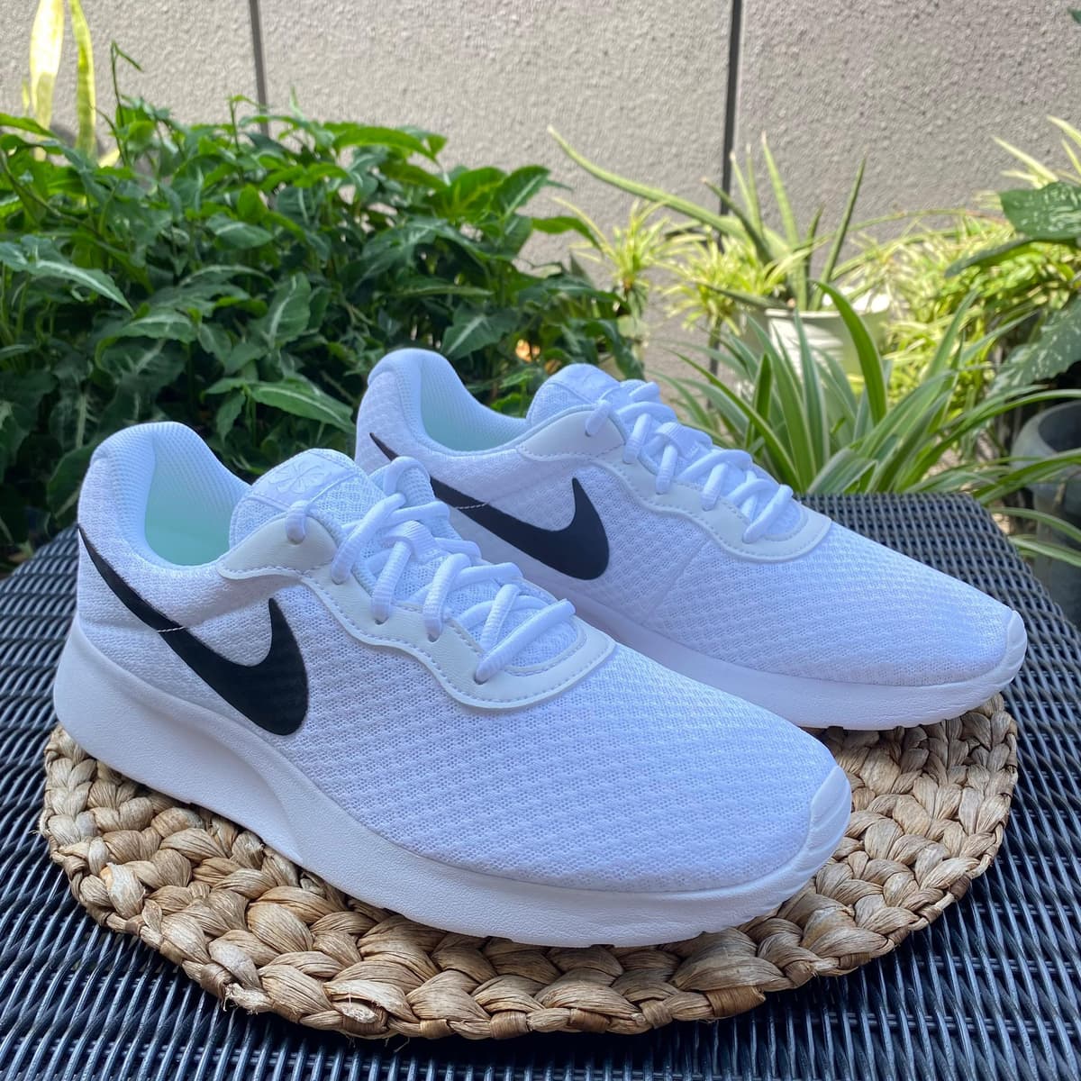NIKE Tanjun DJ6258