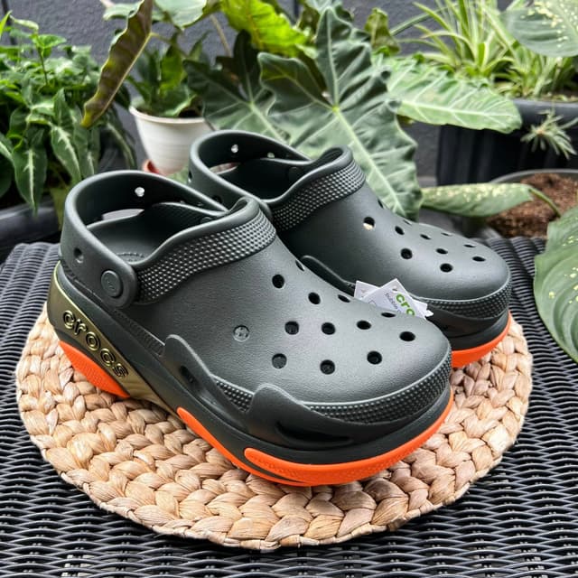CROCS 210743