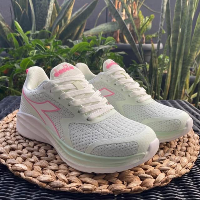 DIADORA Pregi
